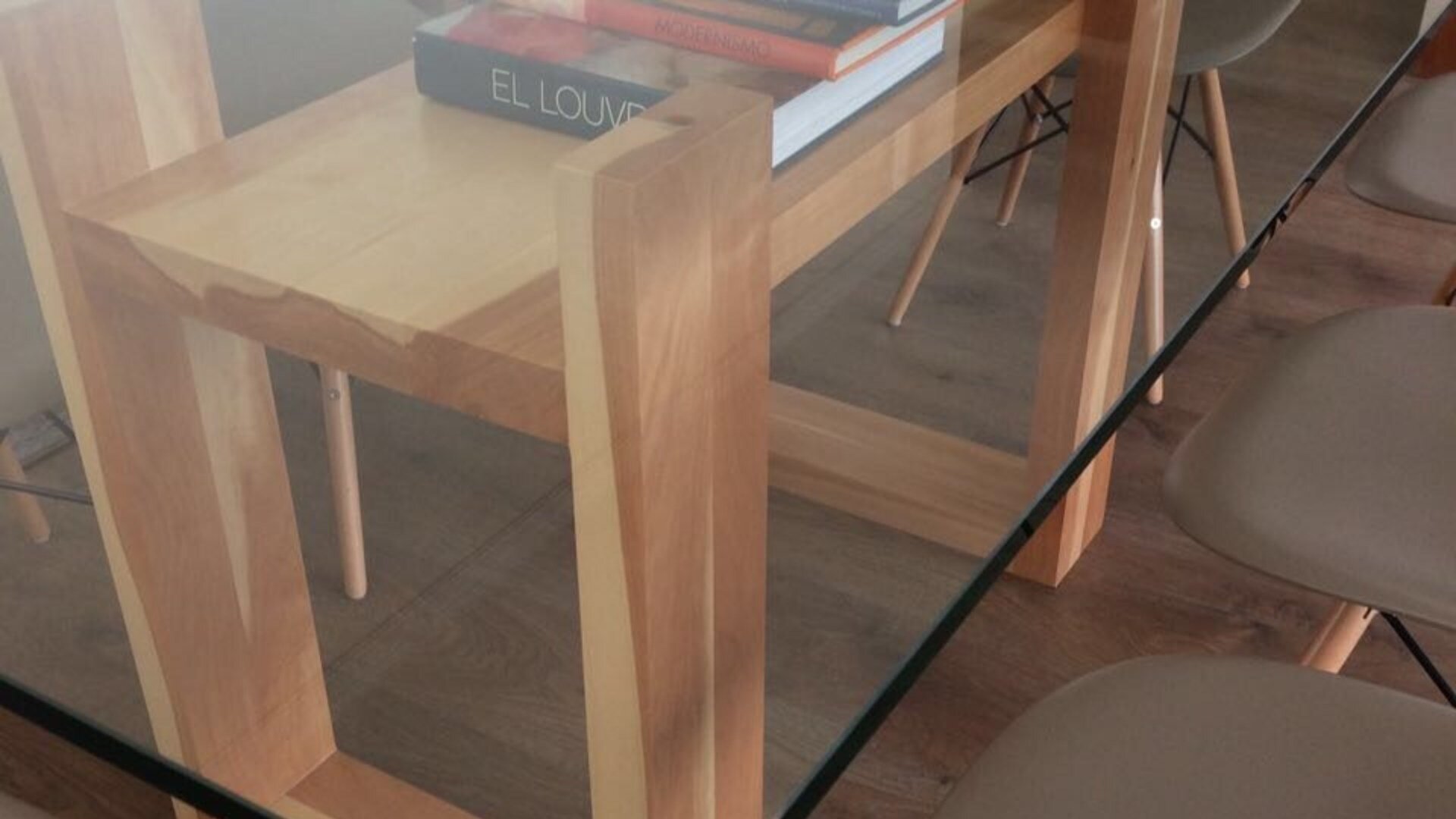 Conoce estos muebles con diseño chileno para tu oficina